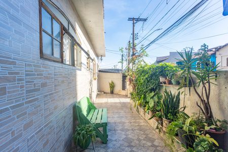 Casa à venda com 207m², 6 quartos e 2 vagas Casa à venda com 207m², 6 quartos e 2 vagasCasa 1 - Quintal