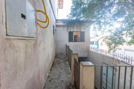 Casa à venda com 207m², 6 quartos e 2 vagas Casa à venda com 207m², 6 quartos e 2 vagasCasa 2 - entrada