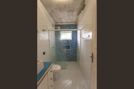 Casa à venda com 207m², 6 quartos e 2 vagas Casa à venda com 207m², 6 quartos e 2 vagasCasa 3 - banheiro
