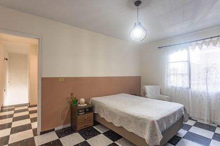 Casa à venda com 207m², 6 quartos e 2 vagas Casa à venda com 207m², 6 quartos e 2 vagasCasa 1 - quarto 3