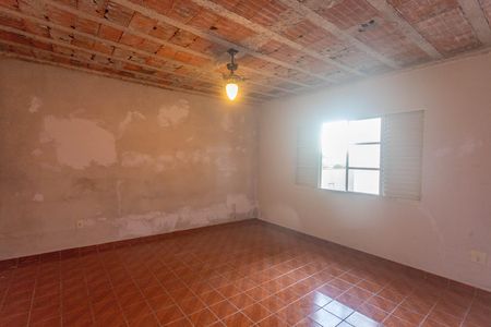 Casa à venda com 207m², 6 quartos e 2 vagas Casa à venda com 207m², 6 quartos e 2 vagasCasa 3 - quarto 1