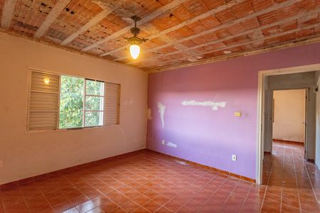 Casa à venda com 207m², 6 quartos e 2 vagas Casa à venda com 207m², 6 quartos e 2 vagasCasa 3 - quarto 1