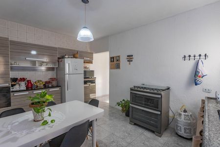 Casa à venda com 207m², 6 quartos e 2 vagas Casa à venda com 207m², 6 quartos e 2 vagasCasa 1 - cozinha