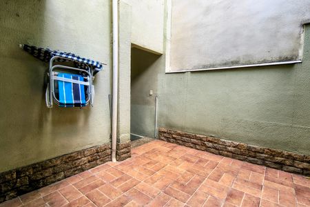 Casa de condomínio à venda com 169m², 4 quartos e 2 vagas1º Pav - Área de Serviço