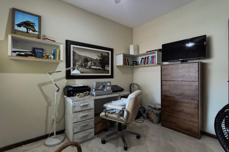 Casa de condomínio à venda com 169m², 4 quartos e 2 vagas1º Pav - Quarto 1