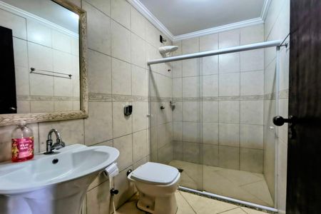 Casa de condomínio à venda com 169m², 4 quartos e 2 vagas1º Pav - Banheiro Social 1