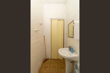 Casa à venda com 200m², 3 quartos e 2 vagasBanheiro Social