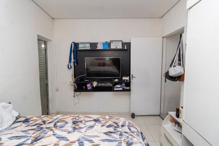 Casa à venda com 200m², 3 quartos e 2 vagasSuíte