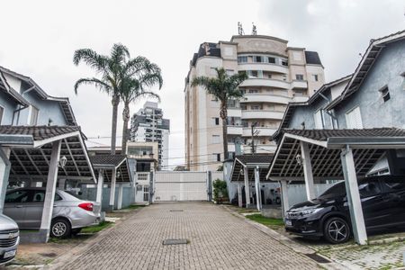 Casa de condomínio à venda com 110m², 3 quartos e 2 vagas Casa de condomínio à venda com 110m², 3 quartos e 2 vagasEntrada