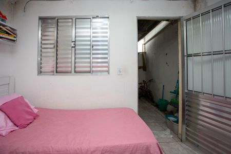 Casa à venda com 250m², 10 quartos e 3 vagasQuarto 2 Casa 3