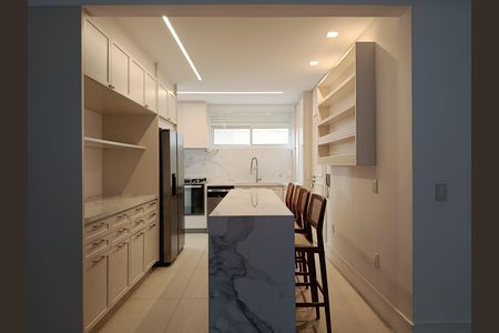 Apartamento à venda com 148m², 3 quartos e 1 vaga Apartamento à venda com 148m², 3 quartos e 1 vagaCopa