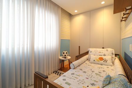 Apartamento para alugar com 148m², 4 quartos e 1 vaga Apartamento para alugar com 148m², 4 quartos e 1 vagaQuarto 2