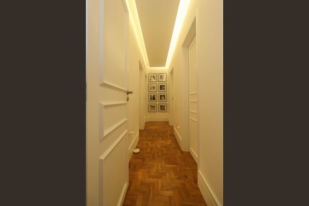 Apartamento para alugar com 148m², 4 quartos e 1 vaga