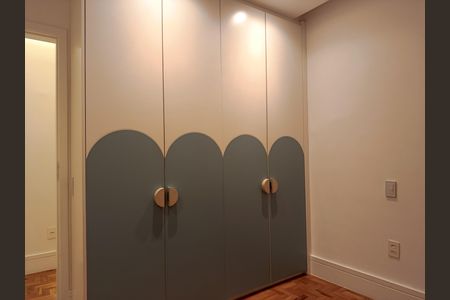 Apartamento à venda com 148m², 3 quartos e 1 vaga Apartamento à venda com 148m², 3 quartos e 1 vagaQuarto