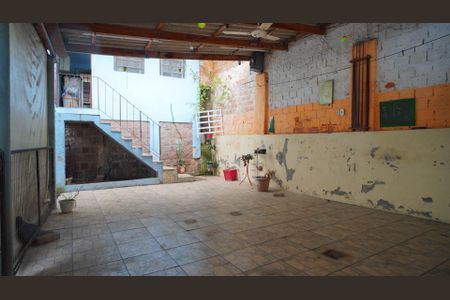 Casa à venda com 54m², 3 quartos e 1 vaga Casa à venda com 54m², 3 quartos e 1 vagaAcesso aos andares da casa