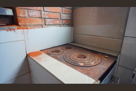 Casa à venda com 54m², 3 quartos e 1 vaga Casa à venda com 54m², 3 quartos e 1 vagaSalão de Festas - forno a lenha