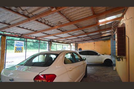 Casa à venda com 54m², 3 quartos e 1 vaga Casa à venda com 54m², 3 quartos e 1 vagaGaragem no Pátio de entrada do imóvel