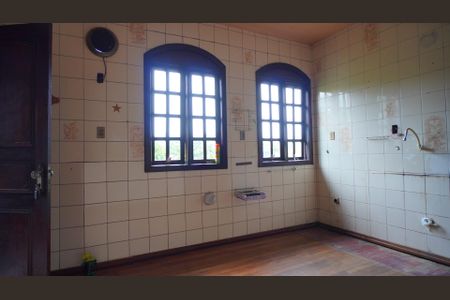 Casa à venda com 54m², 3 quartos e 1 vaga Casa à venda com 54m², 3 quartos e 1 vagaCozinha