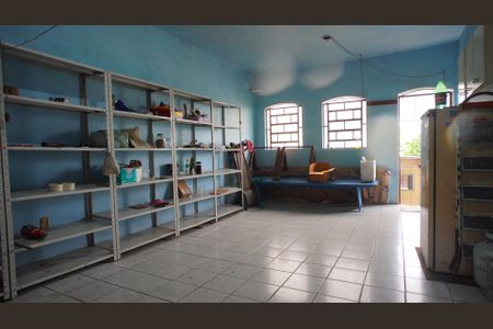 Casa à venda com 54m², 3 quartos e 1 vaga Casa à venda com 54m², 3 quartos e 1 vagaGaragem fechada