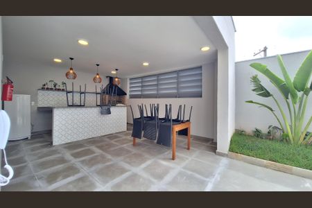 Apartamento para alugar com 37m², 2 quartos e sem vaga Apartamento para alugar com 37m², 2 quartos e sem vagaChurrasqueira