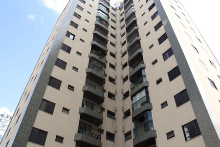 Apartamento à venda com 55m², 2 quartos e 1 vagaFachada