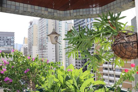 Apartamento à venda com 55m², 2 quartos e 1 vagaVaranda