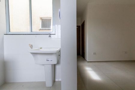 Apartamento para alugar com 45m², 2 quartos e sem vaga Apartamento para alugar com 45m², 2 quartos e sem vagaCozinha e Área de Serviço