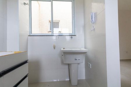 Apartamento para alugar com 45m², 2 quartos e sem vaga Apartamento para alugar com 45m², 2 quartos e sem vagaCozinha e Área de Serviço