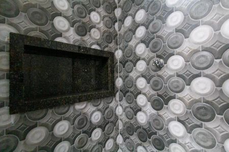 Apartamento para alugar com 45m², 2 quartos e sem vaga Apartamento para alugar com 45m², 2 quartos e sem vagaBanheiro