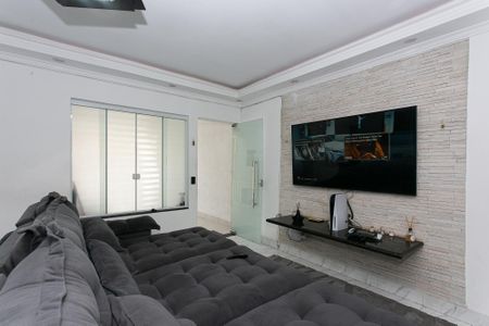 Casa para alugar com 230m², 3 quartos e sem vagaSala