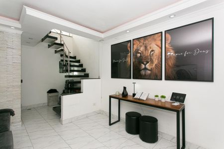 Casa para alugar com 230m², 3 quartos e sem vagaSala