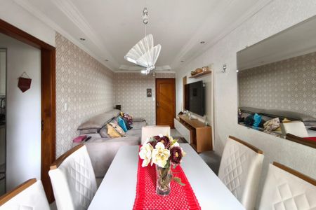 Apartamento à venda com 70m², 2 quartos e 1 vagaSala