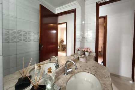 Apartamento à venda com 70m², 2 quartos e 1 vagaBanheiro