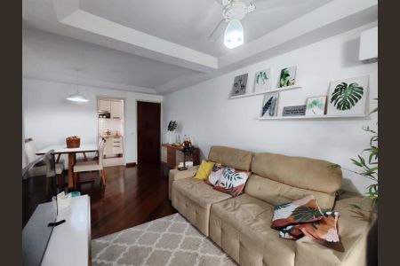 Apartamento à venda com 115m², 3 quartos e 2 vagas Apartamento à venda com 115m², 3 quartos e 2 vagasSala