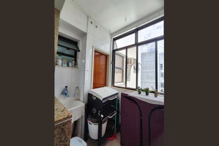 Apartamento à venda com 115m², 3 quartos e 2 vagas Apartamento à venda com 115m², 3 quartos e 2 vagasÁrea de Serviço