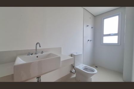 Apartamento à venda com 360m², 4 quartos e 6 vagasBanheiro  Quarto 3 suíte
