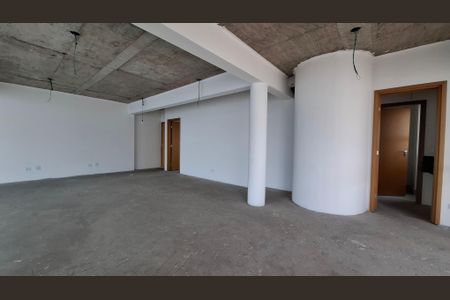 Apartamento à venda com 360m², 4 quartos e 6 vagasCobertura