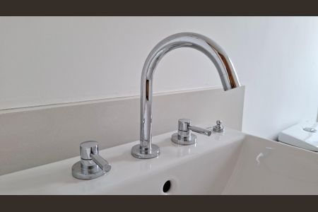 Apartamento à venda com 360m², 4 quartos e 6 vagasBanheiro Quarto 2 suíte