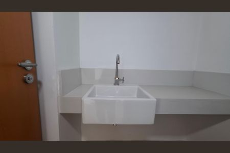 Apartamento à venda com 360m², 4 quartos e 6 vagasLavabo 1