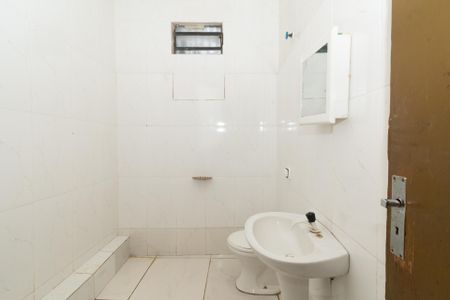 Banheiro de casa à venda com 1 quarto, 60m² em Novo Eldorado, Contagem