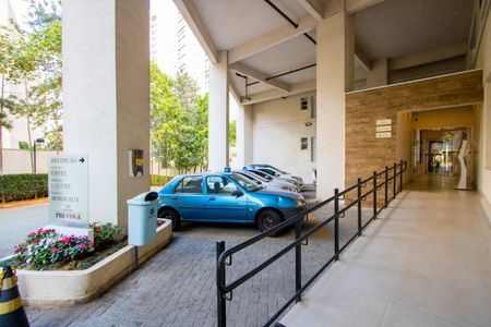 Apartamento à venda com 236m², 4 quartos e 4 vagas Apartamento à venda com 236m², 4 quartos e 4 vagasÁrea comum