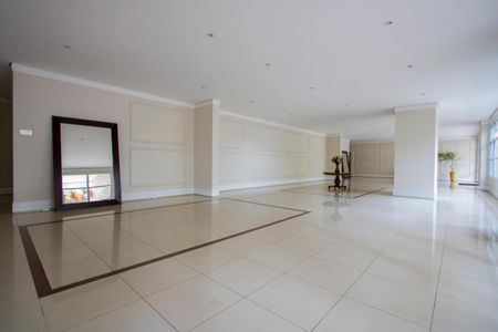 Apartamento à venda com 236m², 4 quartos e 4 vagas Apartamento à venda com 236m², 4 quartos e 4 vagasÁrea comum