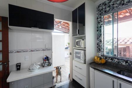 Casa à venda com 320m², 4 quartos e 3 vagasCozinha