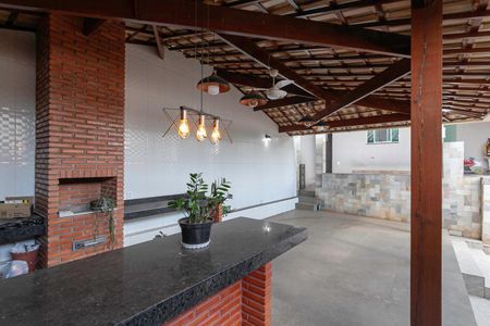 Casa à venda com 320m², 4 quartos e 3 vagasÁrea gourmet