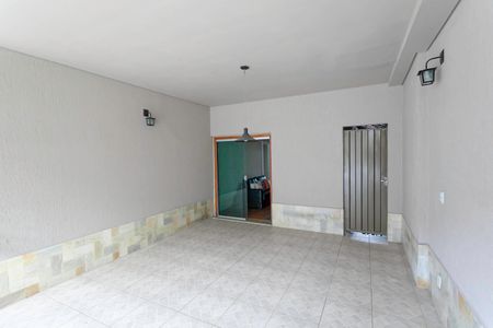 Casa à venda com 320m², 4 quartos e 3 vagasGaragem