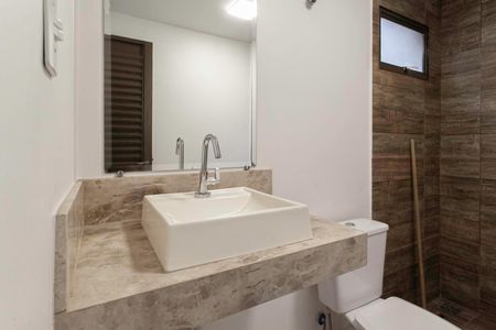 Casa à venda com 320m², 4 quartos e 3 vagasBanheiro 