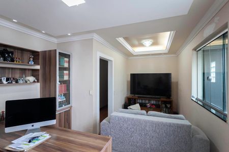 Casa à venda com 320m², 4 quartos e 3 vagasSala 2