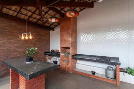 Casa à venda com 320m², 4 quartos e 3 vagasÁrea gourmet