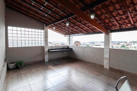 Casa à venda com 320m², 4 quartos e 3 vagasVaranda da sala 3