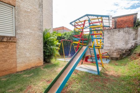 Apartamento para alugar com 94m², 2 quartos e 1 vagaÁrea comum - Playground